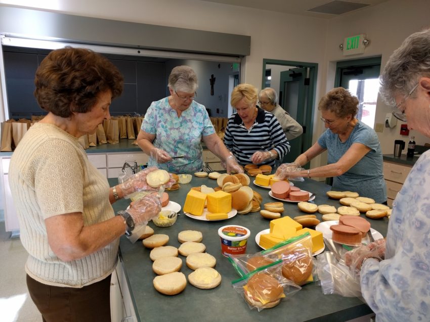 Ladies of Immanuel preparing lunches for Casa Maria.